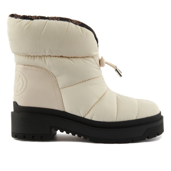NWT Guess Leeda Padded Logo Snow Boots, size 9 - Picture 2 of 9